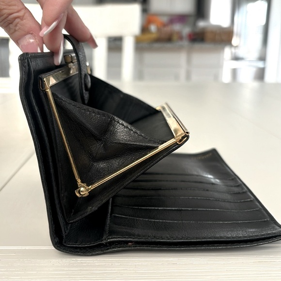 Chanel Black Leather Caviar Interlocking CC Long Bi-fold Wallet - Picture 12 of 17